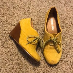 Urban Outfitters Chelsea Crew Oxford Wedge